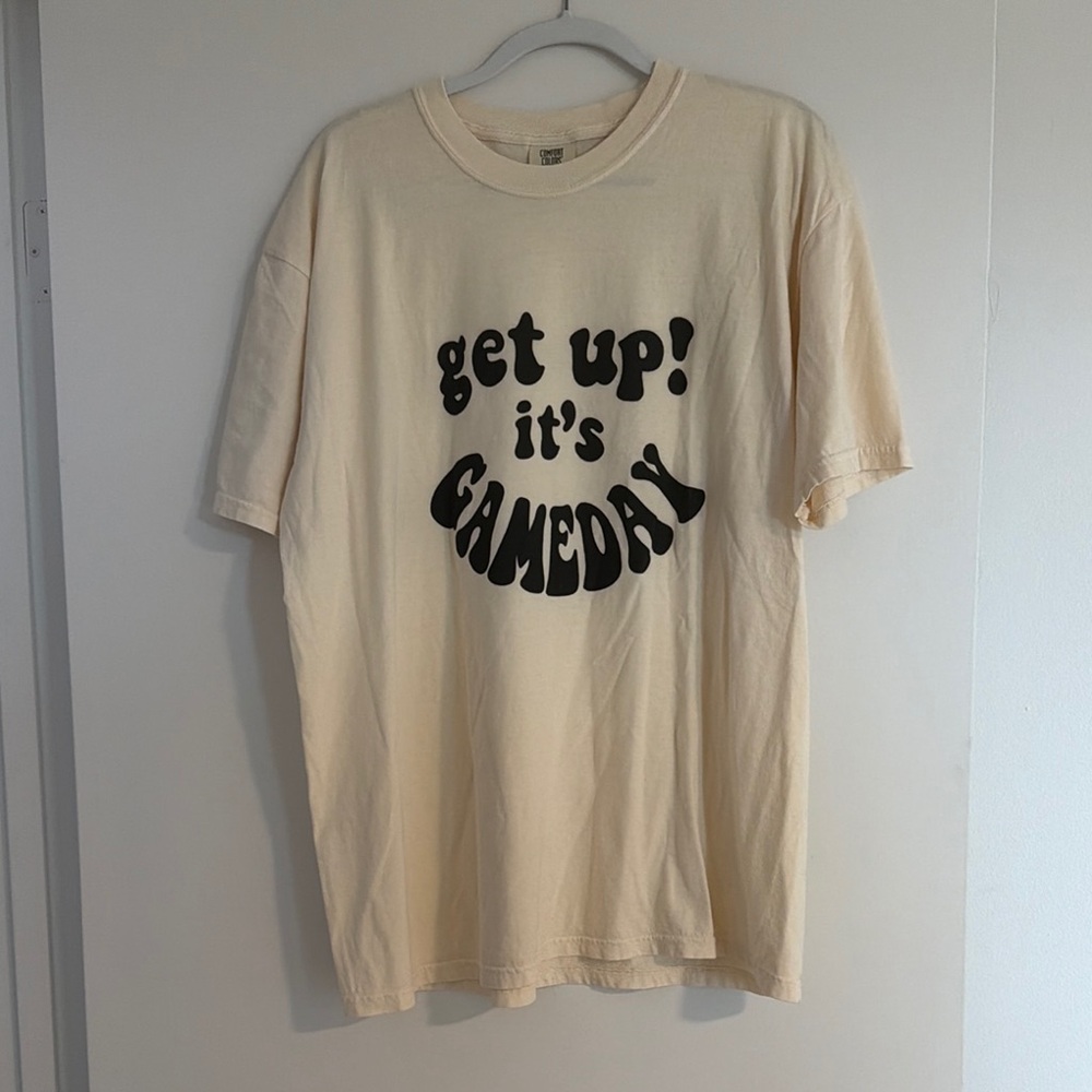 Cream Graphic Gameday Shirt